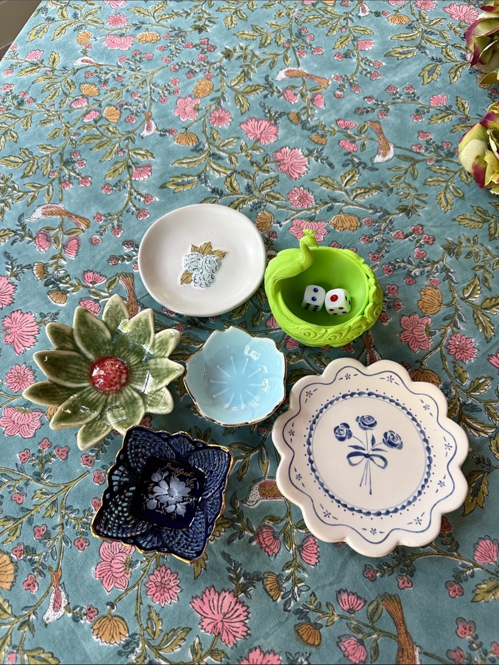 Mahjong Tiles Dishes. 6 total New. Misc patterns